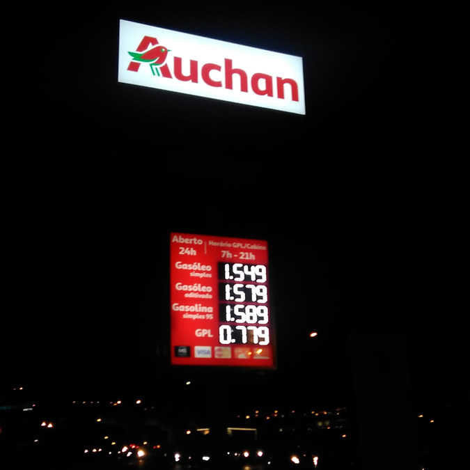 Gas Station Displays - LEDSYSTEMS