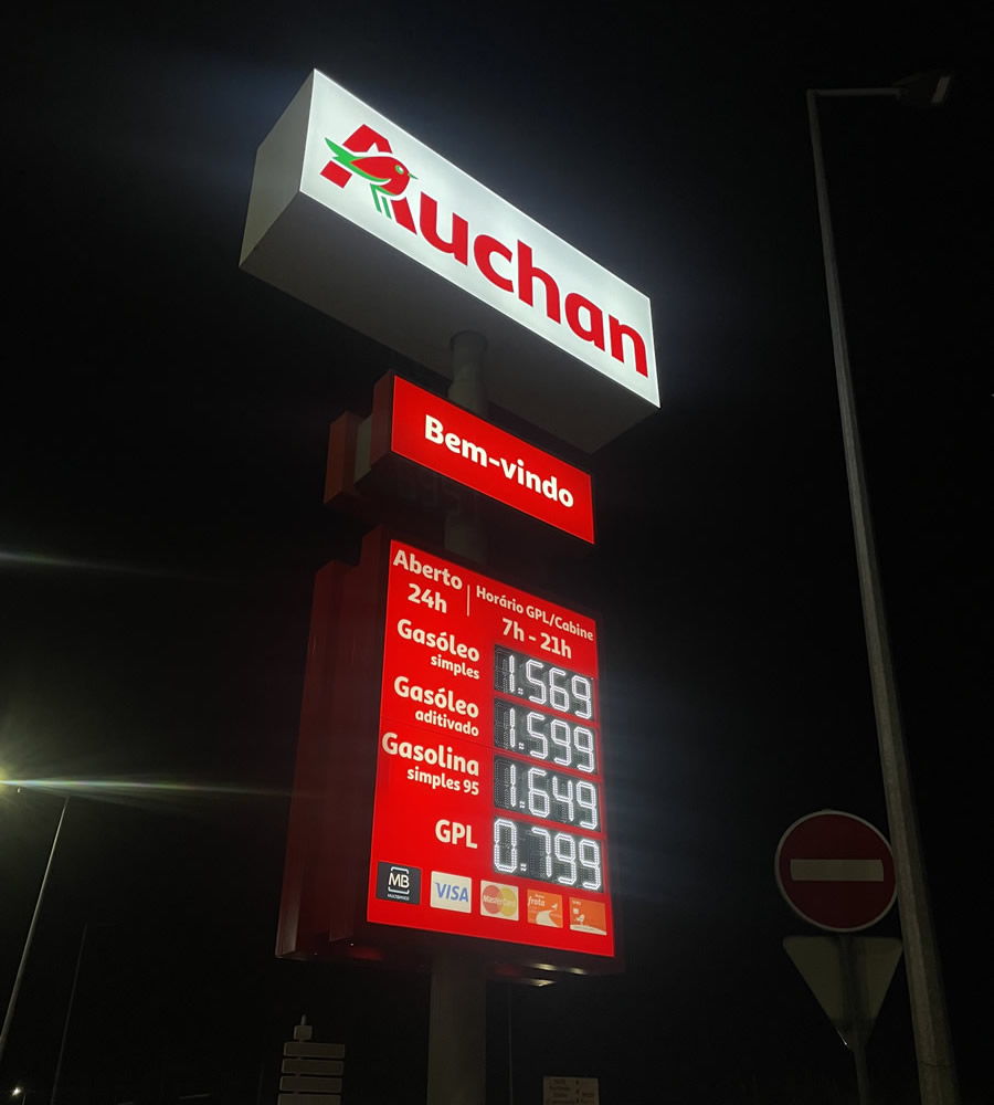 Gas Station Displays - LEDSYSTEMS