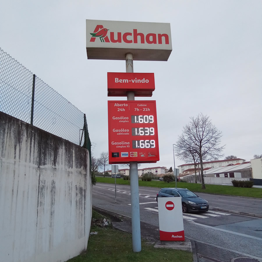 Gas Station Displays - LEDSYSTEMS