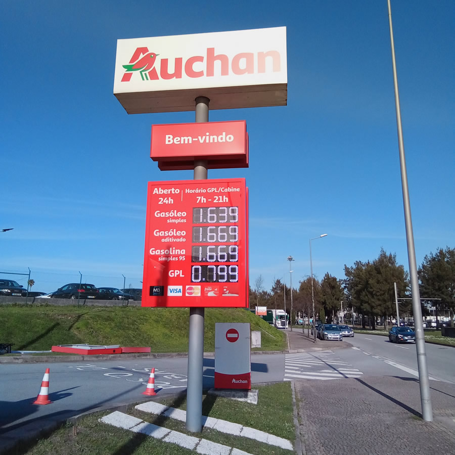 Gas Station Displays - LEDSYSTEMS